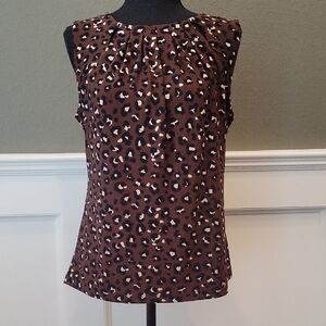 Tommy Hilfiger Brown and White Sleeveless Pleated Blouse